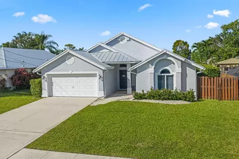 6057 Lauderdale, Jupiter, FL 33458