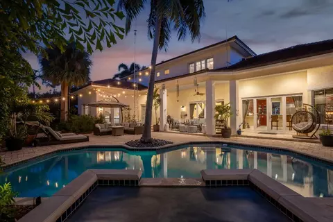 2409 NE 12th St, Fort Lauderdale, FL 33304
