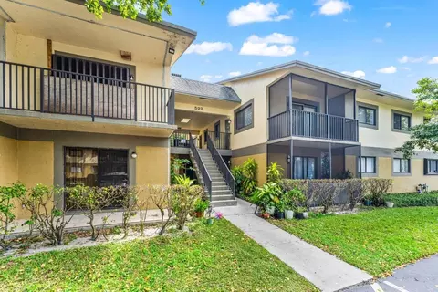 522 Trace Cir #209, Deerfield Beach, FL 33441
