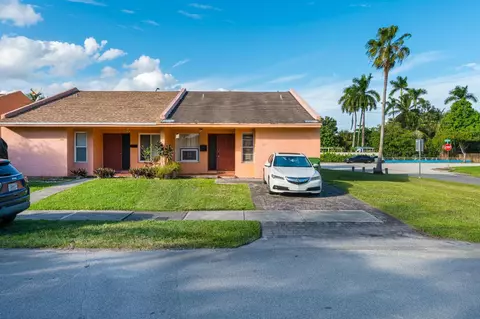 801 SW 12th Pl, Fort Lauderdale, FL 33315