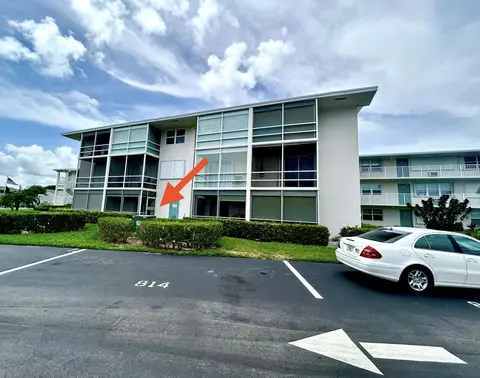 210 Horizons St E #106, Boynton Beach, FL 33435