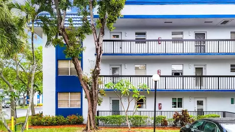 3090 Holiday Springs Blvd #310, Margate, FL 33063