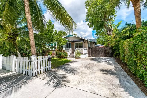 723 Penn St, West Palm Beach, FL 33401
