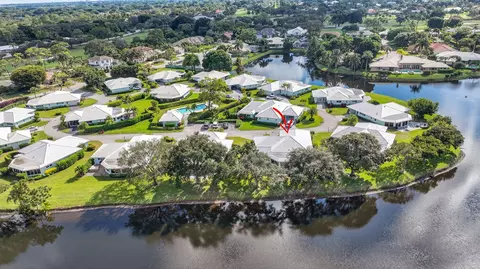 8 Slash Pine Dr, Boynton Beach, FL 33436