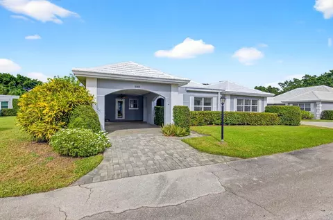 4862 S Lake Dr, Boynton Beach, FL 33436