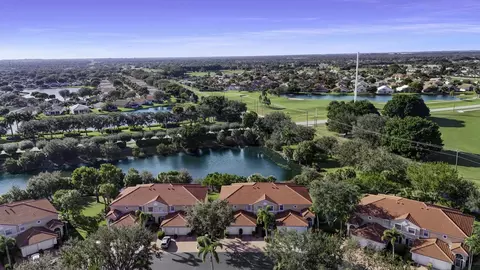 12438 Crystal Pointe Dr #102, Boynton Beach, FL 33437