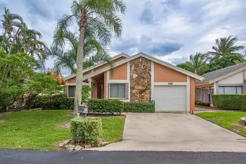 7566 Martinique Blvd, Boca Raton, FL 33433