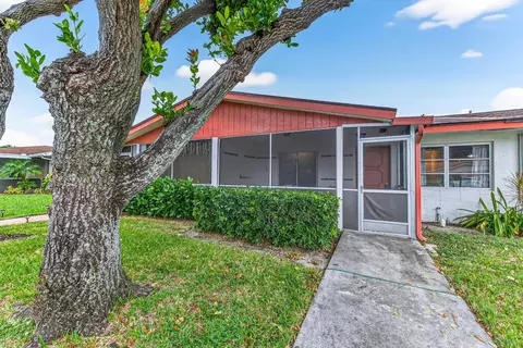 14236 Campanelli Dr, Delray Beach, FL 33484