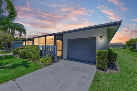 1763 S Dovetail Dr, Fort Pierce, FL 34982