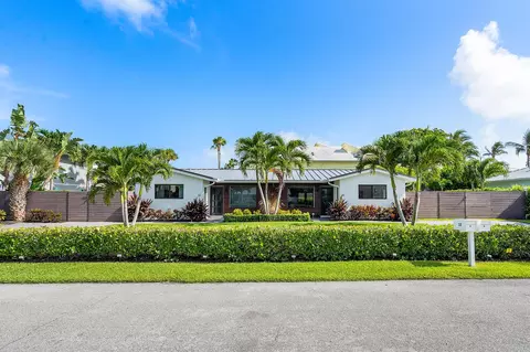 30 Hersey Dr, Ocean Ridge, FL 33435
