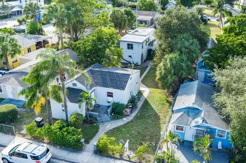 19 S E St, Lake Worth Beach, FL 33460