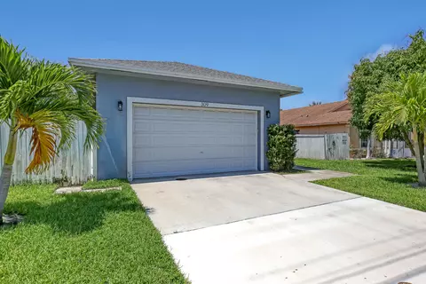 309 NE 11th Ave, Boynton Beach, FL 33435