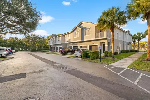 3013 Grandiflora, Greenacres, FL 33467