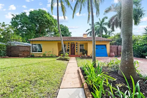 225 Cornell Dr, Lake Worth Beach, FL 33460