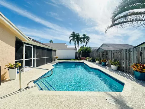 21023 Rustlewood Ave, Boca Raton, FL 33428