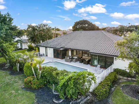 11374 Boca Woods Ln, Boca Raton, FL 33428