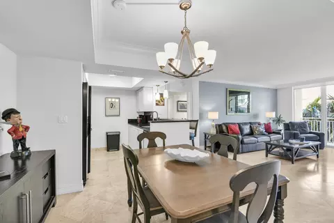 99 SE Mizner Blvd #848, Boca Raton, FL 33432