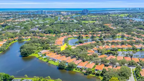 279 Kelsey Park Cir, Palm Beach Gardens, FL 33410