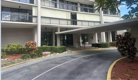 2425 Presidential Way #1203, West Palm Beach, FL 33401
