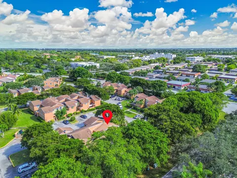 8017 NW 71st Ct, Tamarac, FL 33321