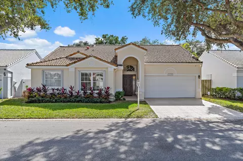 10138 Caoba St, Palm Beach Gardens, FL 33410