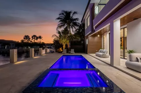 798 Havana Dr, Boca Raton, FL 33487