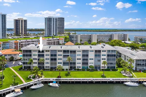 29 Yacht Club Dr #407, North Palm Beach, FL 33408