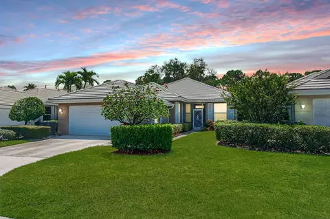 1558 NW Amherst Dr, Port Saint Lucie, FL 34986