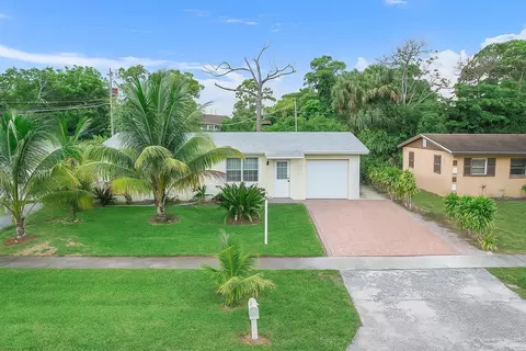 4862 Tortuga Dr, West Palm Beach, FL 33407