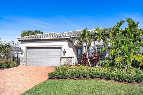 10361 Northbrook Cir, Palm Beach Gardens, FL 33412