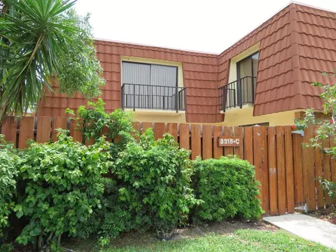 3315 Spanish Wells Dr #49-C, Delray Beach, FL 33445
