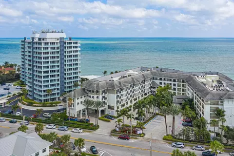 3500 Ocean Dr #411, Vero Beach, FL 32963