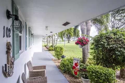400 SW Golfview Ter #102, Boynton Beach, FL 33426