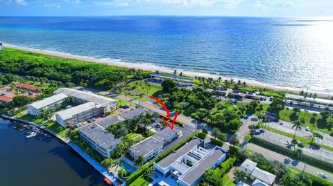 6520 N Ocean Blvd #30, Ocean Ridge, FL 33435