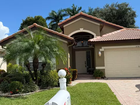5730 Royal Club Dr, Boynton Beach, FL 33437