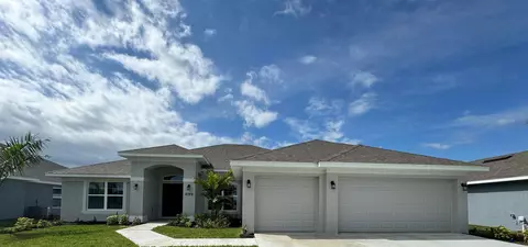 8525 Waterstone Blvd, Fort Pierce, FL 34951