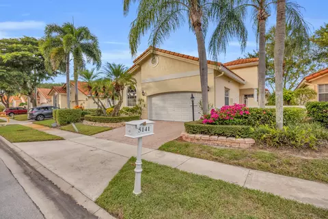 5141 Columbo Ct, Delray Beach, FL 33484
