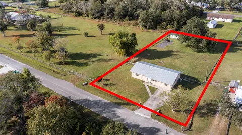 7677 NW 90th Ct, Okeechobee, FL 34972