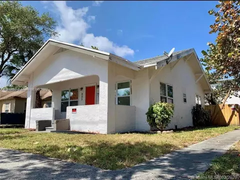 803 3rd St, West Palm Beach, FL 33401