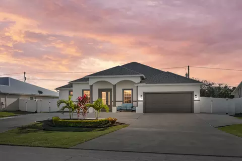 2662 SW Import Dr, Port Saint Lucie, FL 34987
