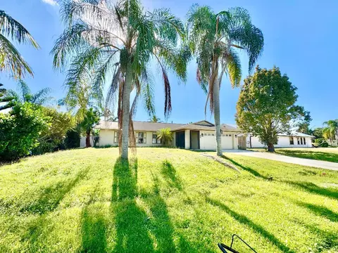 190 SW Ray Ave, Port Saint Lucie, FL 34983