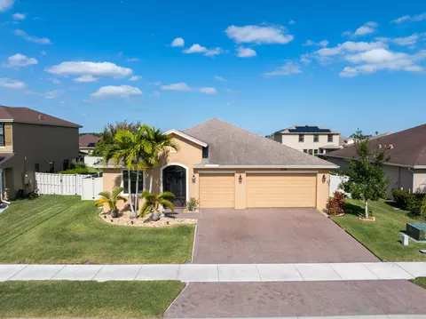 10022 W Verona Cir, Vero Beach, FL 32966