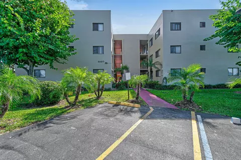 5160 Las Verdes Cir #314, Delray Beach, FL 33484