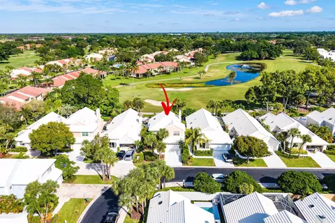 8 Windsor Ln, Palm Beach Gardens, FL 33418