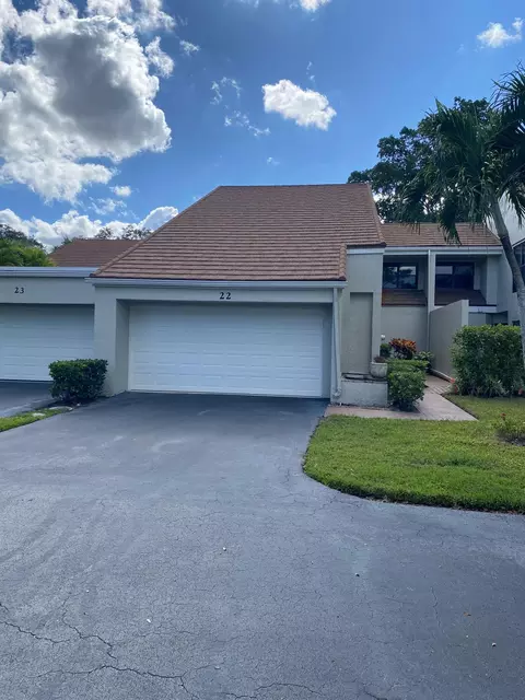 22 Balfour Rd W, Palm Beach Gardens, FL 33418
