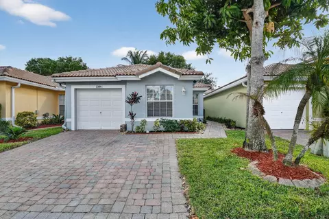 3386 Commodore Ct, West Palm Beach, FL 33411