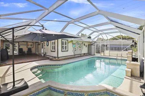 1736 21st St SW, Vero Beach, FL 32962