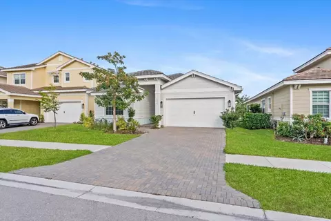 1346 Harvester Xing, Loxahatchee, FL 33470