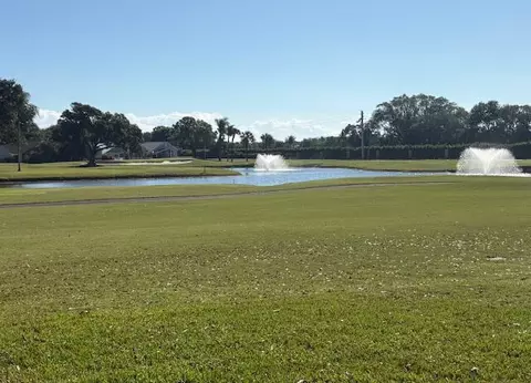 12870 Briarlake Dr #104, Palm Beach Gardens, FL 33418