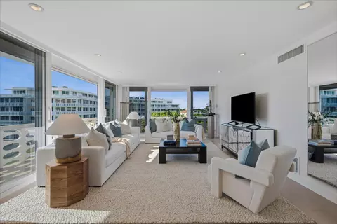 100 Sunrise Ave #520/521, Palm Beach, FL 33480